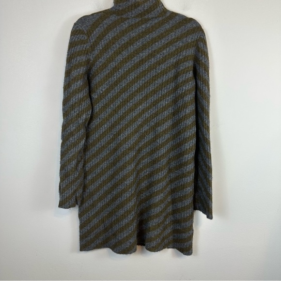 Theory | Diagonal Stripe Mock Neck Knit Sweater Tunic Size Large Wool Blend - Picture 5 of 5